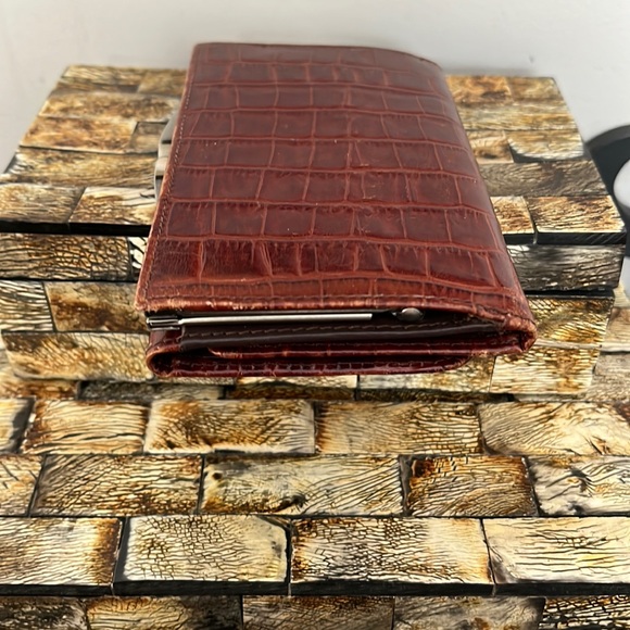 Vintage BUXTON Leather Wallet with Clasp Coin Pocket - Picture 3 of 14